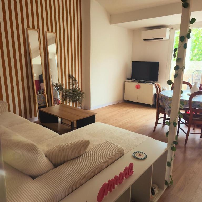 Chez Elodie - Appartamento con 2 Camere da Letto - 9