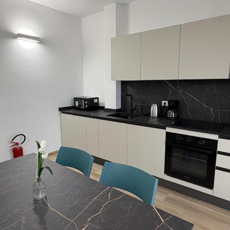 La Rocca Apartment - Two-Bedroom Apartment - 2