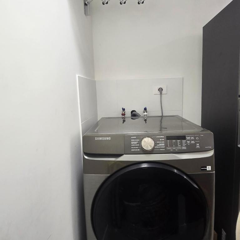 3BR Miraflores - Pool & Jacuzzi in the Heart of the City - Three-Bedroom Apartment - 15