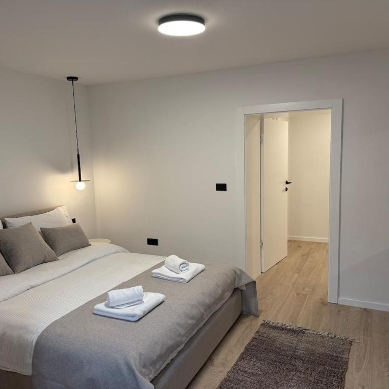SH Luxury Apartments Sarajevo - Red - One-Bedroom Apartment - 12