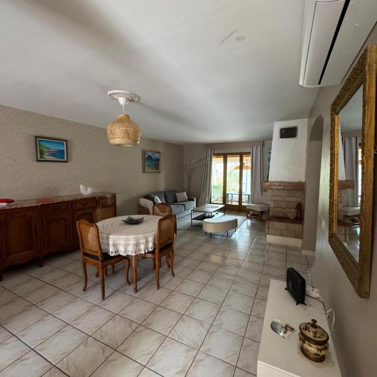 Maison Zen & Plage - Three-Bedroom House - 4
