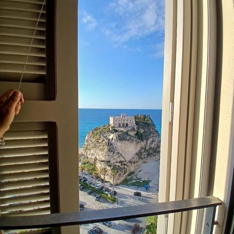 Tropea Vetera Luxury Home- Casa Forno 1638 - Superior Queen Room - 2