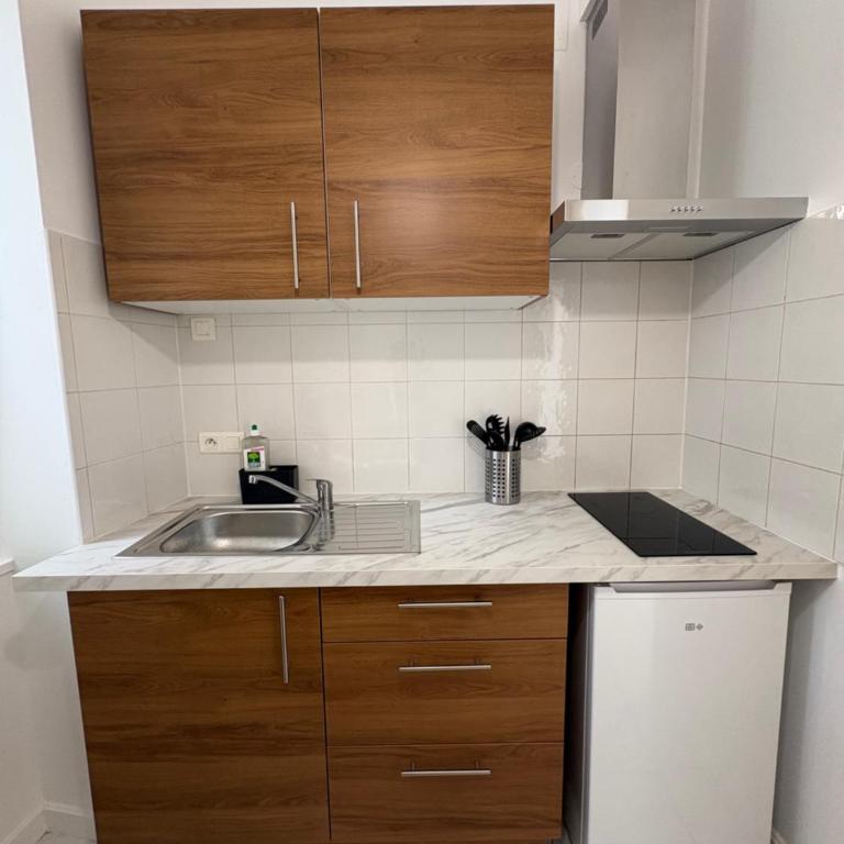 Studio T1 - Apartamento de 1 dormitorio - 6