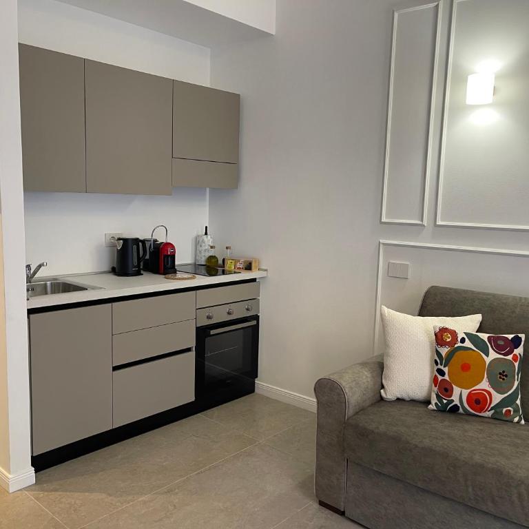 Home by Gàni - One-Bedroom Apartment - 5