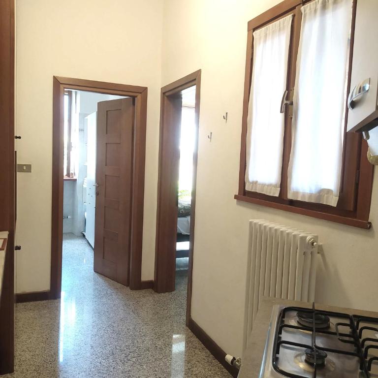 Il giardino dei fiori -Free Private Parking - Appartamento con 2 Camere da Letto - 18