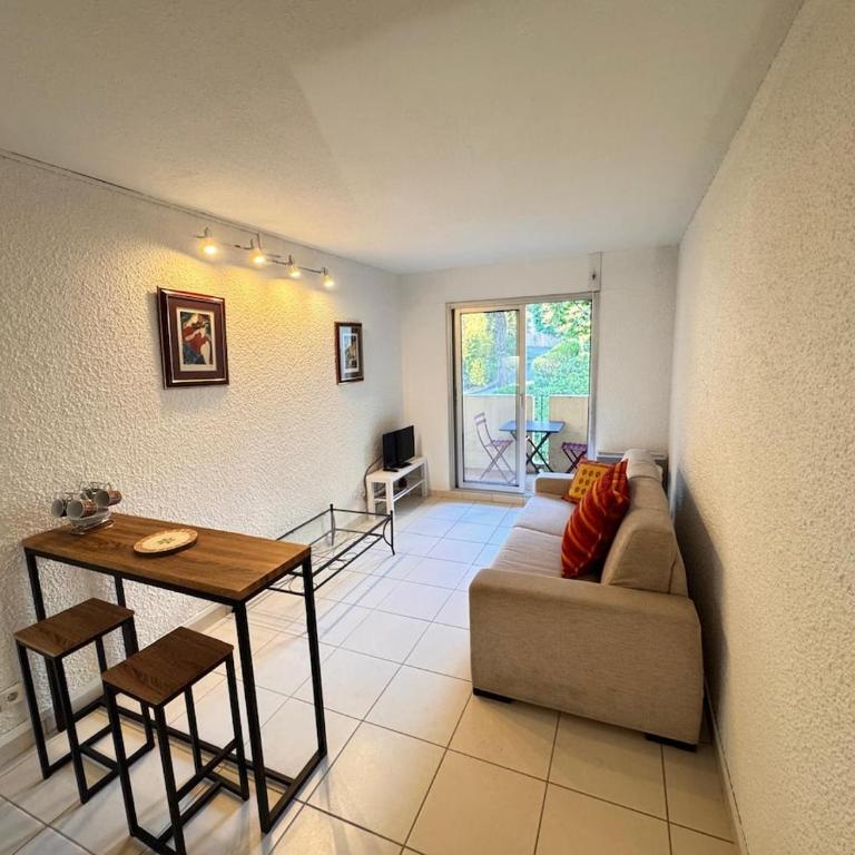 Les Cigales YourHostHelper - Apartment mit Gartenblick - 1