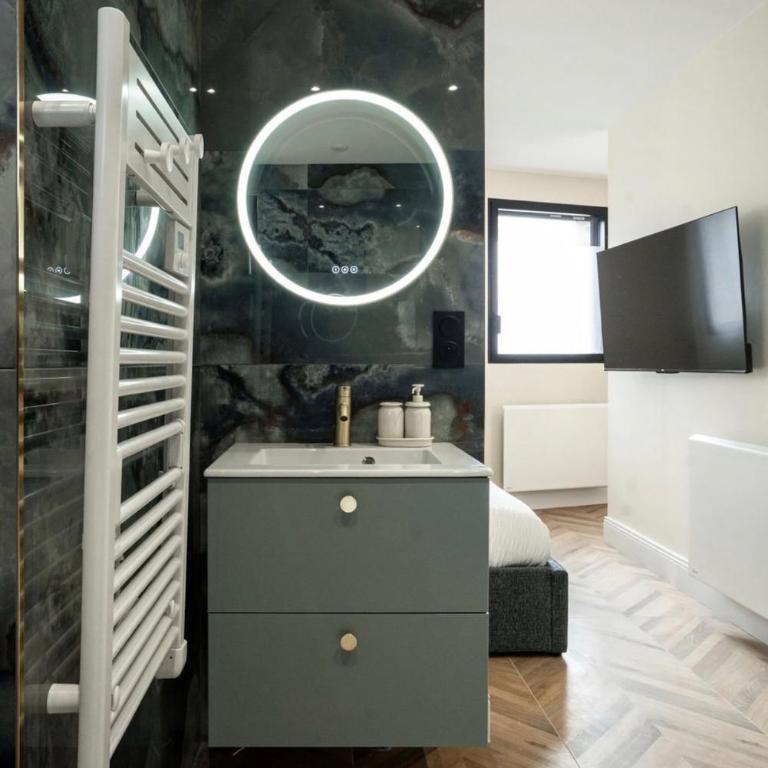 Saphir Suite Design & Whirlpool Bath - Appartamento con 1 Camera da Letto - 6