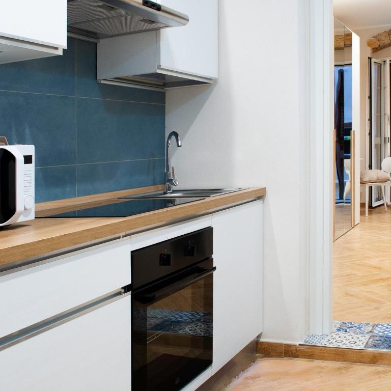 Casa Fauda - Appartamento Superior con 1 Camera da Letto e Balcone - 7