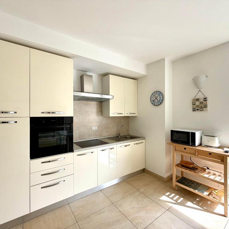 Appartamento Rosa Residenza Prealba - Appartamento con 2 Camere da Letto - 3