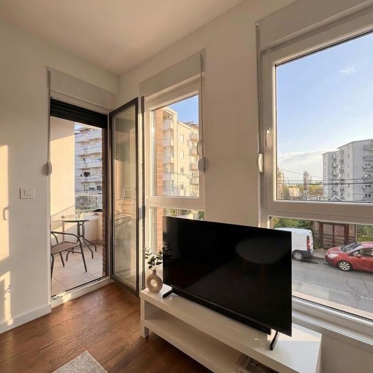 Happy Stay - Two-Bedroom Apartment - 5