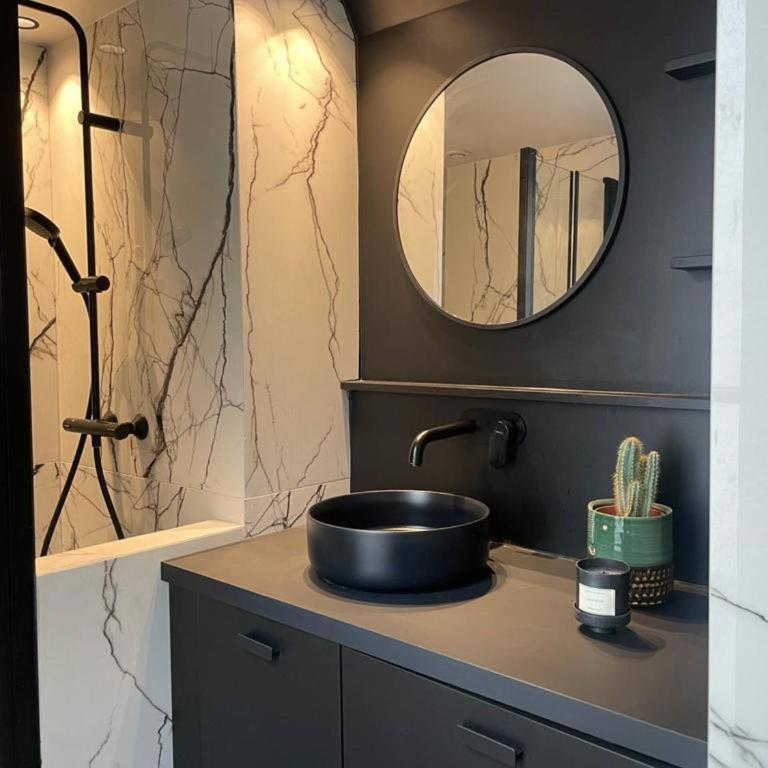 Appartement Saint Georges - rue des martyrs - Appartement 1 Chambre - 9
