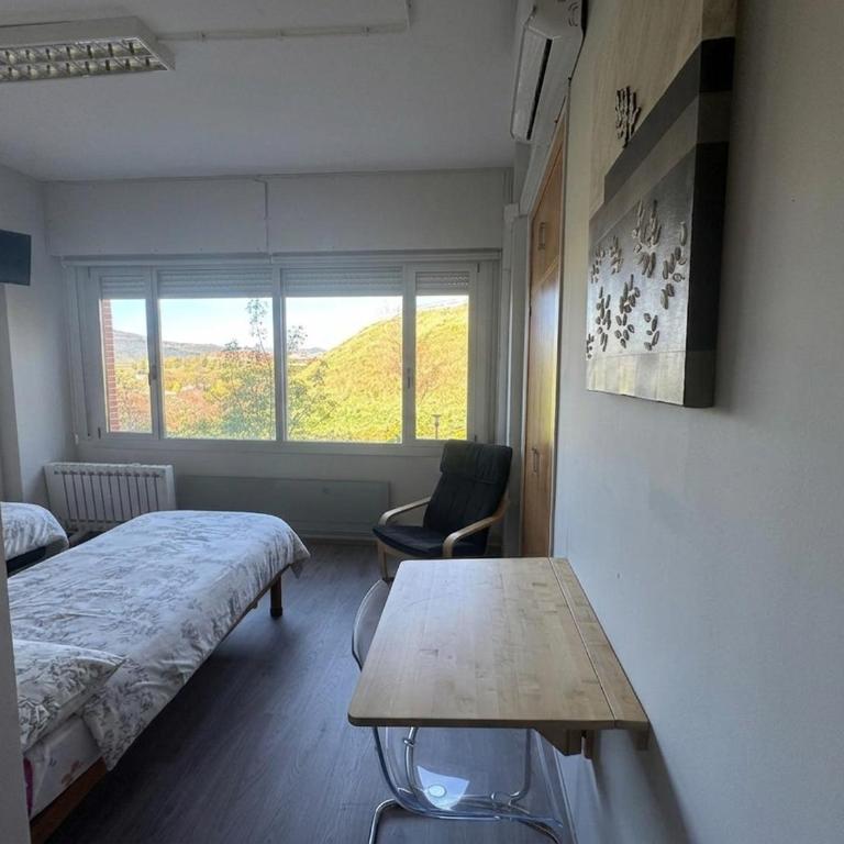 Residencia Albergue Jaca - Chambre Lits Jumeaux Supérieure - 2