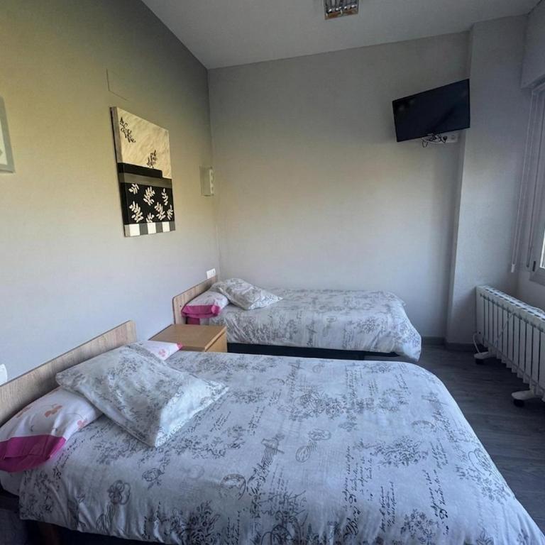 Residencia Albergue Jaca - Chambre Lits Jumeaux Supérieure - 4