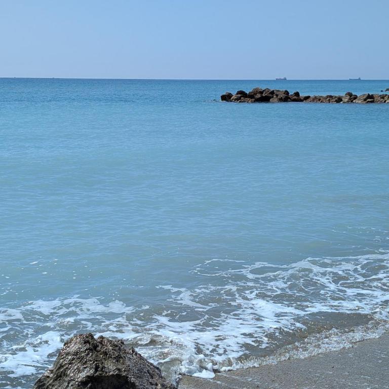 Studio Vue mer, Piscine, Wifi, Climatisation, Parking privé, Terrasse 1ère ligne - La Coulée Douce - Appartement - Vue sur Mer - 39