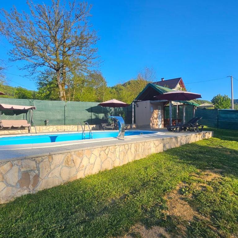 Green Oasis Apartment - Vila sa Sopstvenim Bazenom - 19