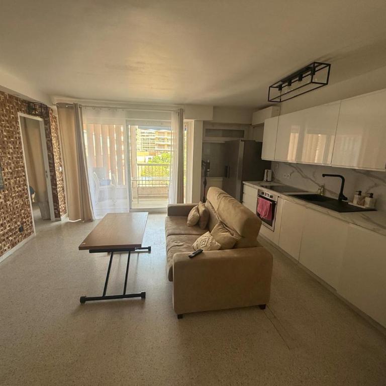 Appartement 2 chambres front de mer 40m plage vue mer clim - Fréjus plage - Appartamento con 2 Camere da Letto - 8