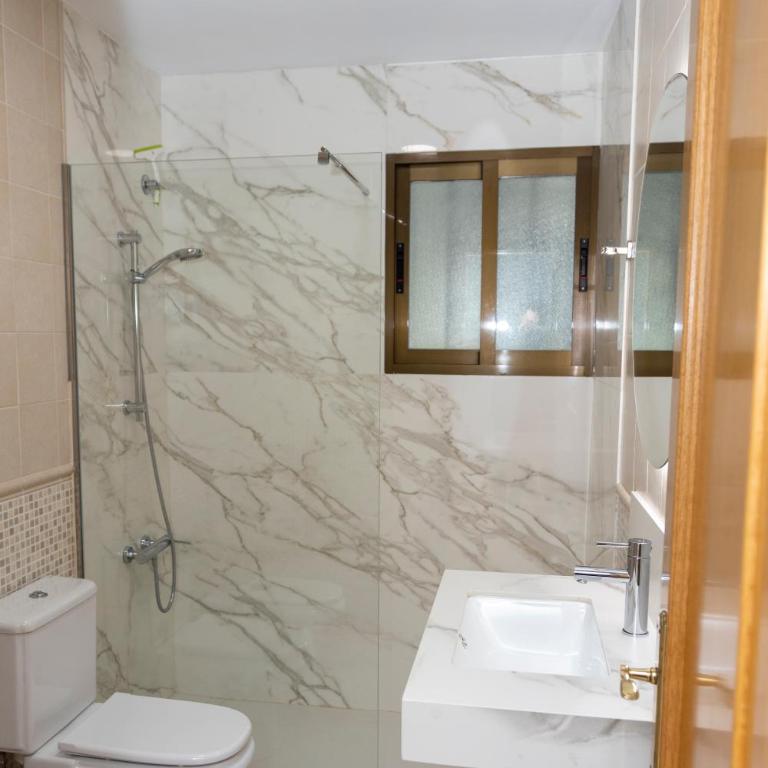 CH Apartamentos - Apartamento de 2 dormitorios - 7