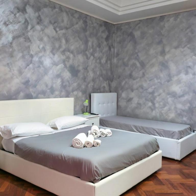 Central Station and City Rooms Link "13 Apartment" Amalfi Coast , Salerno - Monolocale Triplo Standard - 11