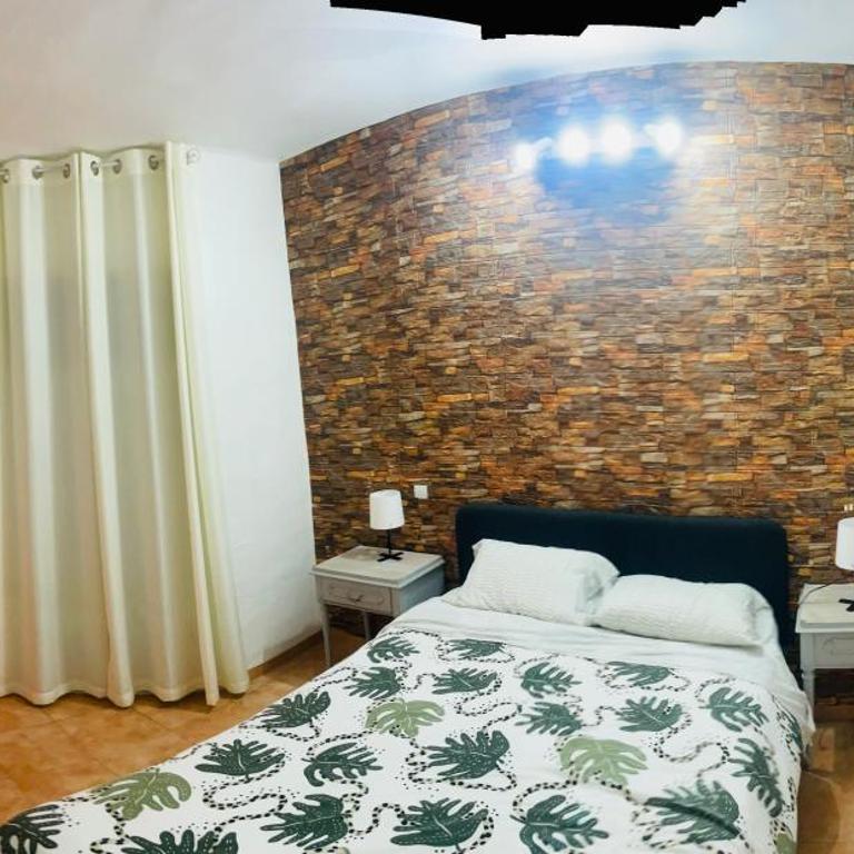 Piso delante de la playa La Pineda con 2 habitaciones - Apartamento de 1 dormitorio - 4