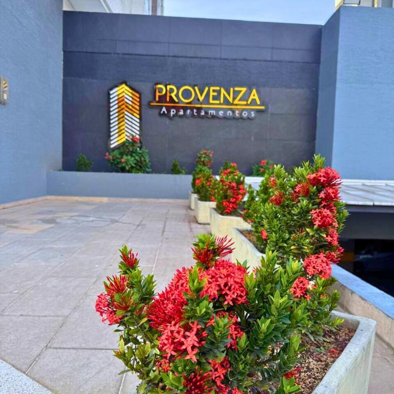 Hermoso Apt familiar con 2 parqueaderos - Three-Bedroom Apartment - 4