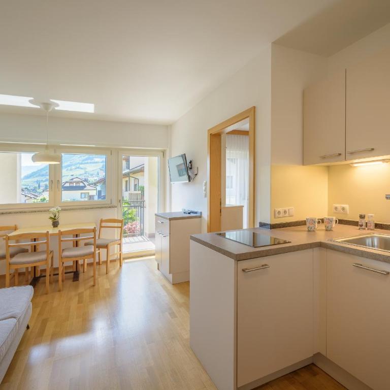 Ferienwohnungen Atz - Apartamento de 2 dormitorios con balcón - 4