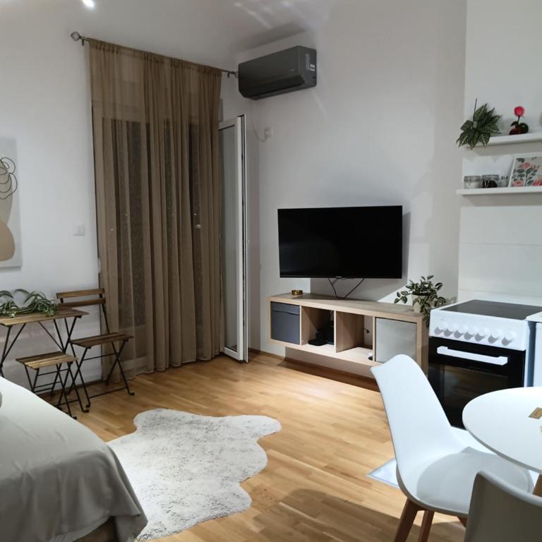 Apartman Nadja - One-Bedroom Apartment - 2