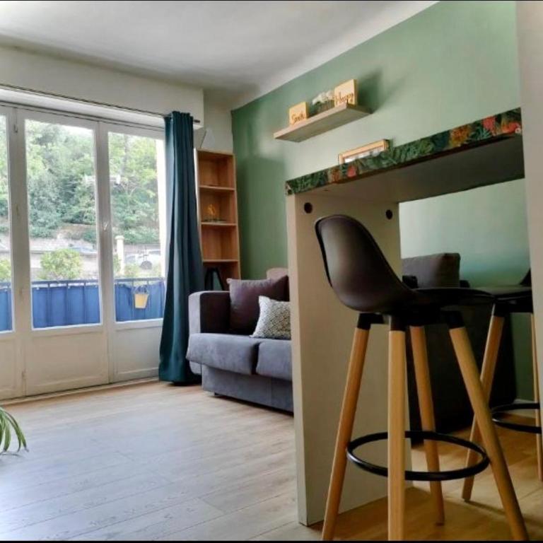 Bel appartement à 5 min du port de la place Garibaldi et du vieux Nice Beautiful apartment 5 minutes from port Place Garibaldi ans Old Nice - Appartement 1 Chambre - 7