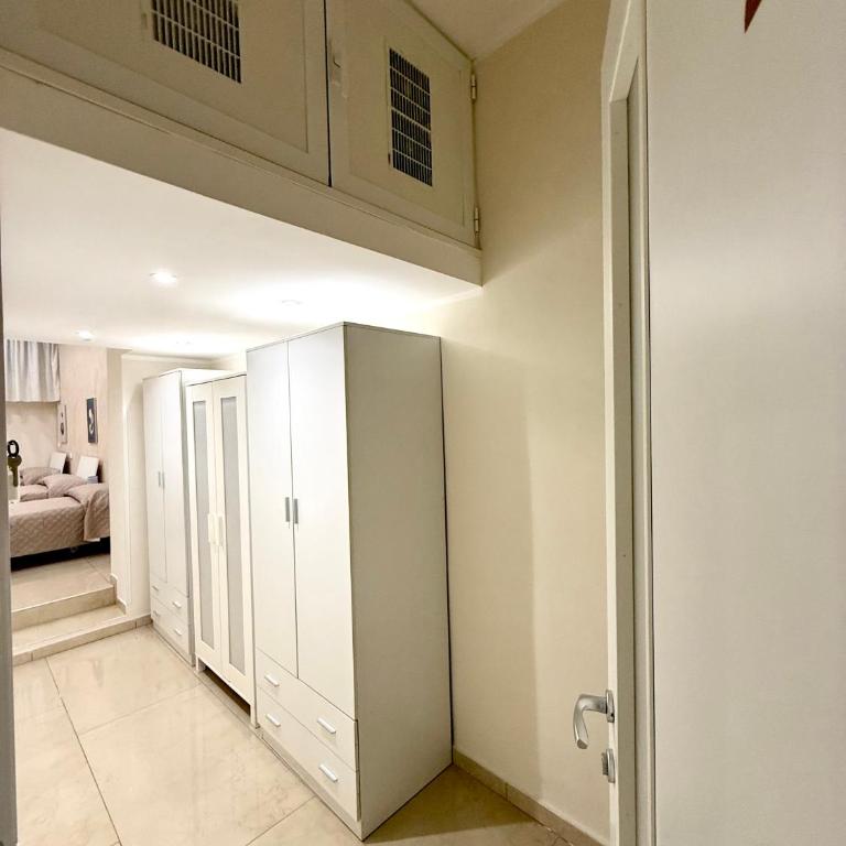 House Dante 224 - Twin Room with Private Bathroom - 3