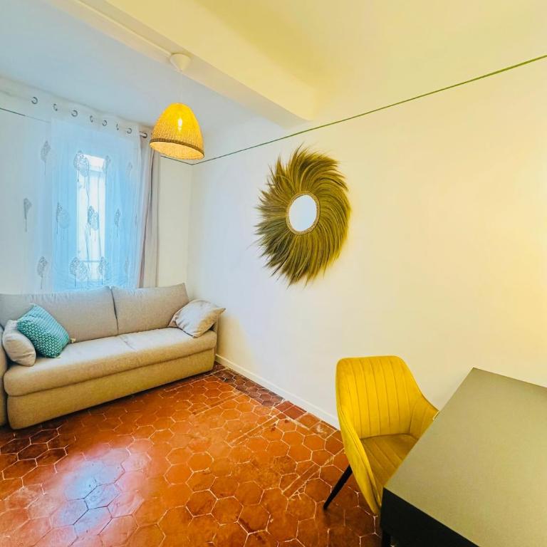 Bienvenue aux Barques - Two-Bedroom Apartment - 10
