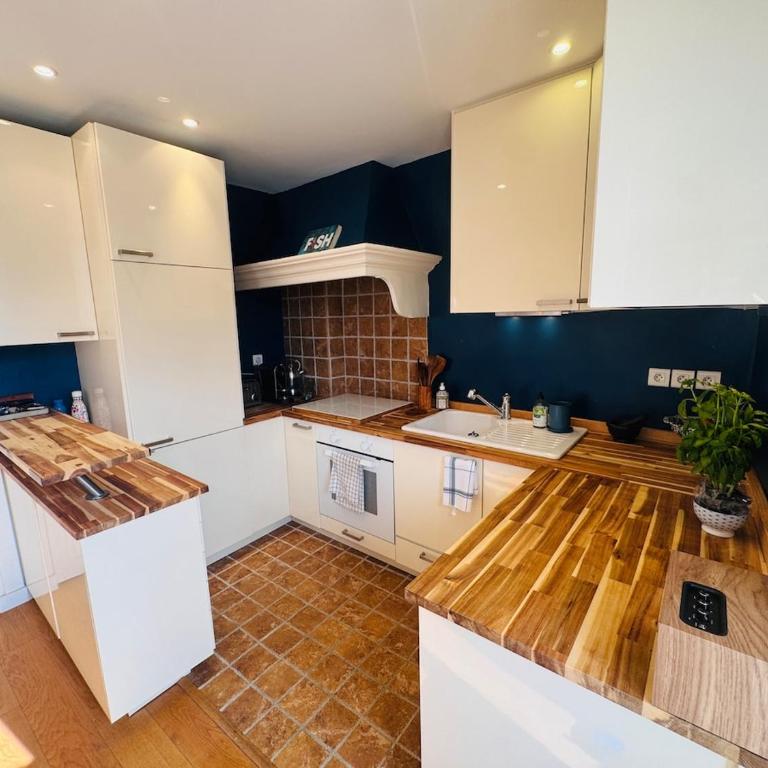 Bienvenue aux Barques - Two-Bedroom Apartment - 16