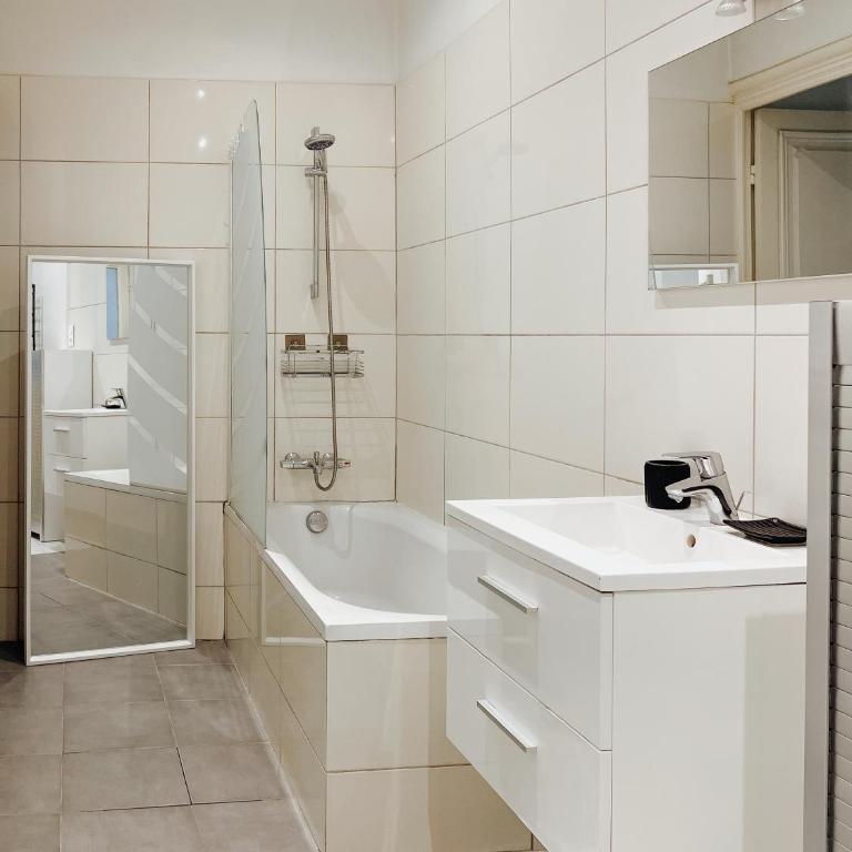 Hyper Centre, Climatisation, Balcon vue Mer - Appartement 1 Chambre - 13