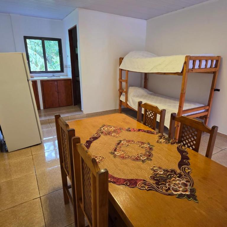 Departamento Céntrico con Balcón y Pileta en Puerto Iguazú - Apartamento con vistas a la piscina - 14