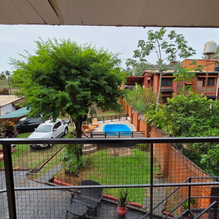 Departamento Céntrico con Balcón y Pileta en Puerto Iguazú - Apartamento con vistas a la piscina - 3