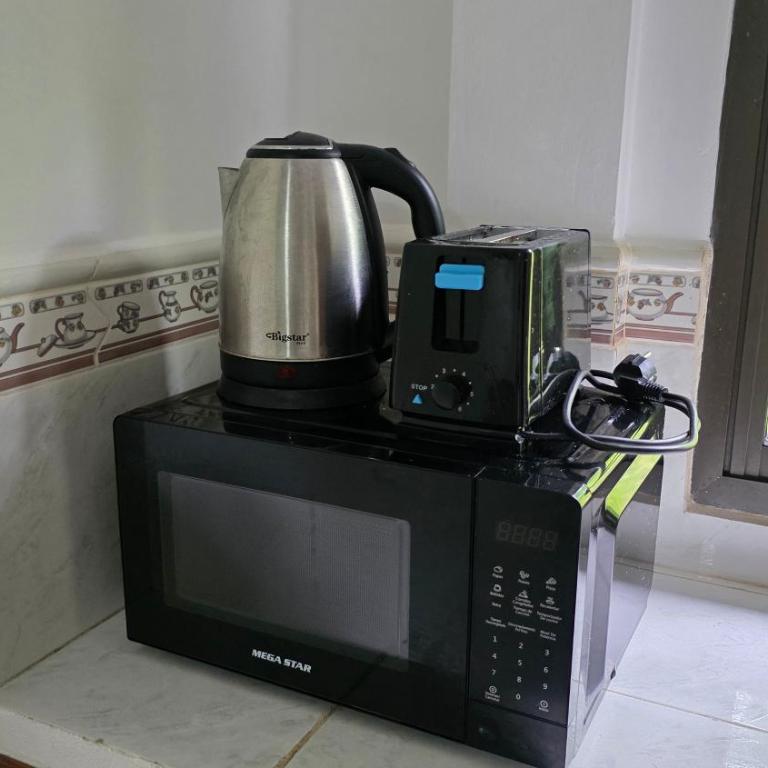 Departamento Céntrico con Balcón y Pileta en Puerto Iguazú - Apartamento con vistas a la piscina - 7