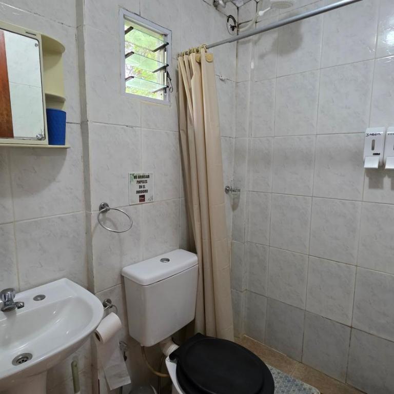 Departamento Céntrico con Balcón y Pileta en Puerto Iguazú - Apartamento con vistas a la piscina - 14