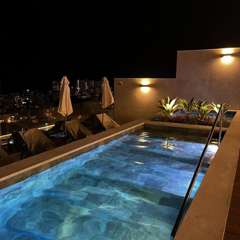 3BR con Garage y Piscina en Miraflores Luxury - Apartamento de 3 dormitorios - 12