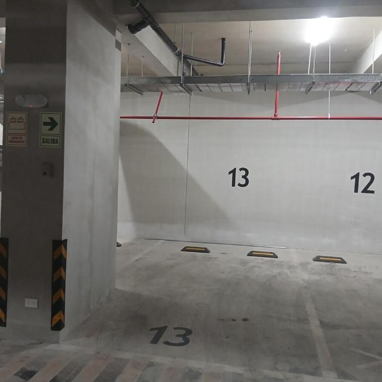 3BR con Garage y Piscina en Miraflores Luxury - Apartamento de 3 dormitorios - 15