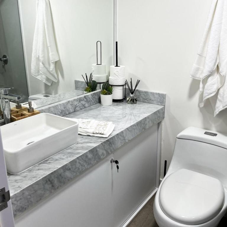 3BR con Garage y Piscina en Miraflores Luxury - Apartamento de 3 dormitorios - 22
