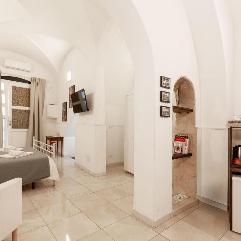 I SICANI HOUSE AND MORE - Monolocale King con Divano-Letto - 11