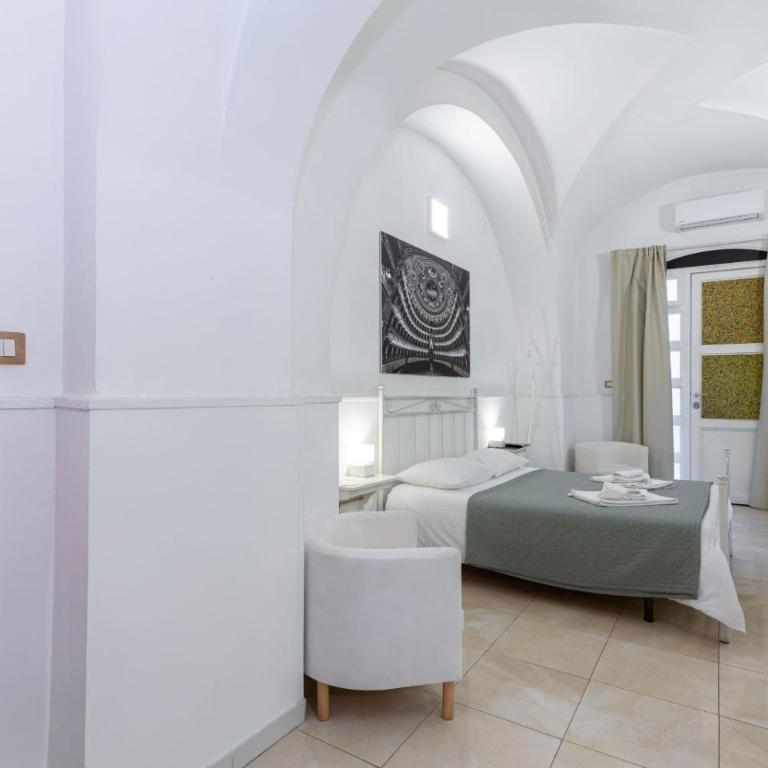 I SICANI HOUSE AND MORE - Monolocale King con Divano-Letto - 10