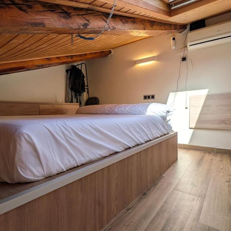 Brand-New Duplex Next to the Metro - Apartamento de 1 dormitorio - 14