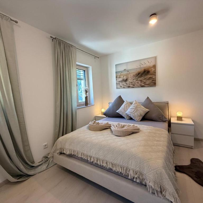 Donau-Loft near City and Highway - Apartment mit 1 Schlafzimmer - 23