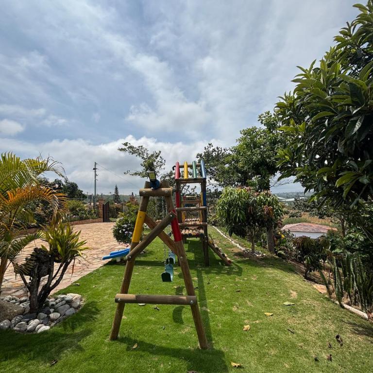 Cabaña familiar con piscina y una gran vista - Casa de 4 dormitorios - 52