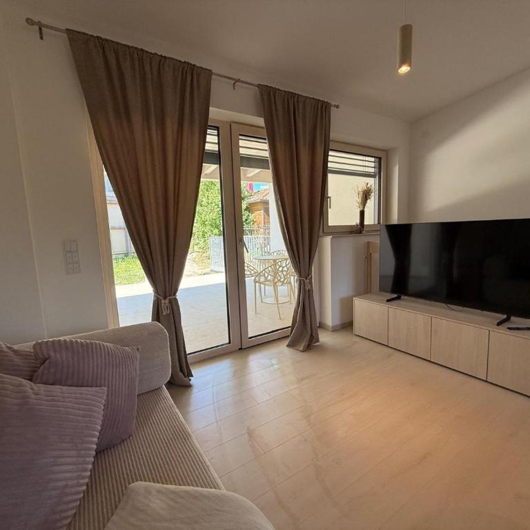 Donau-Loft near City and Highway - Apartment mit 1 Schlafzimmer - 5