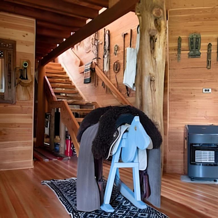 Dream Home Amid Native Trees - Three-Bedroom House - 6
