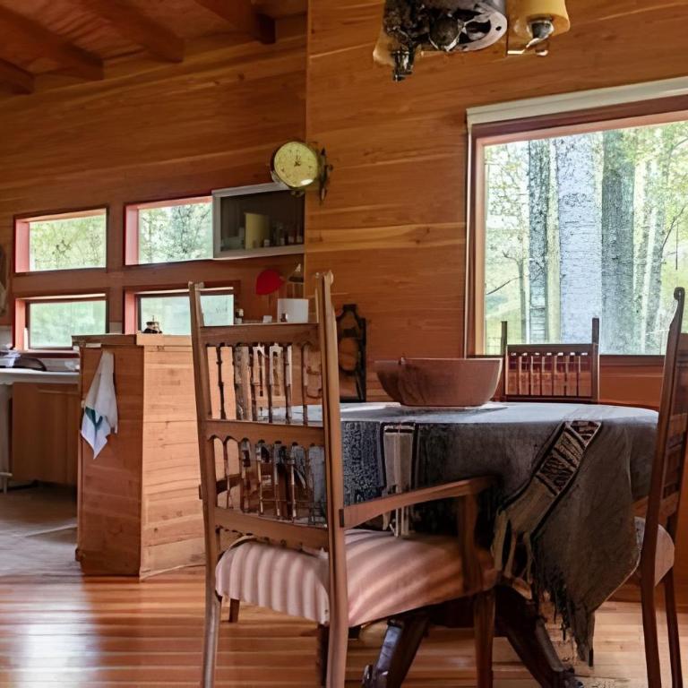 Dream Home Amid Native Trees - Three-Bedroom House - 32