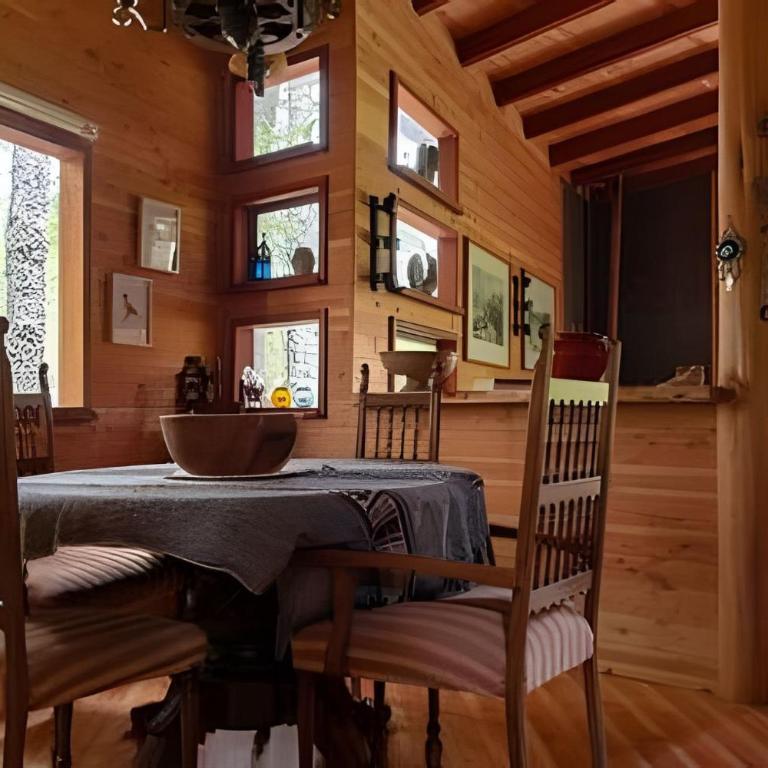 Dream Home Amid Native Trees - Three-Bedroom House - 33