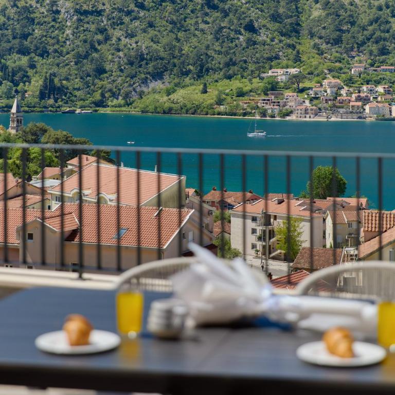 Boka Crown Penthouse by MN Property - Three-Bedroom Apartment with Sea View - 45