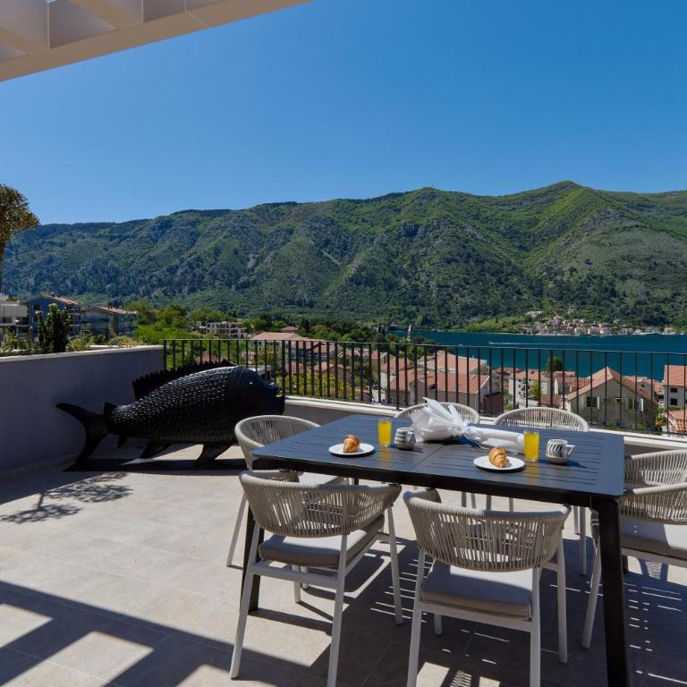 Boka Crown Penthouse by MN Property - Three-Bedroom Apartment with Sea View - 48