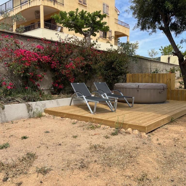 F2 à Capo di Feno, Nature, plage et jacuzzi - One-Bedroom Apartment - 20